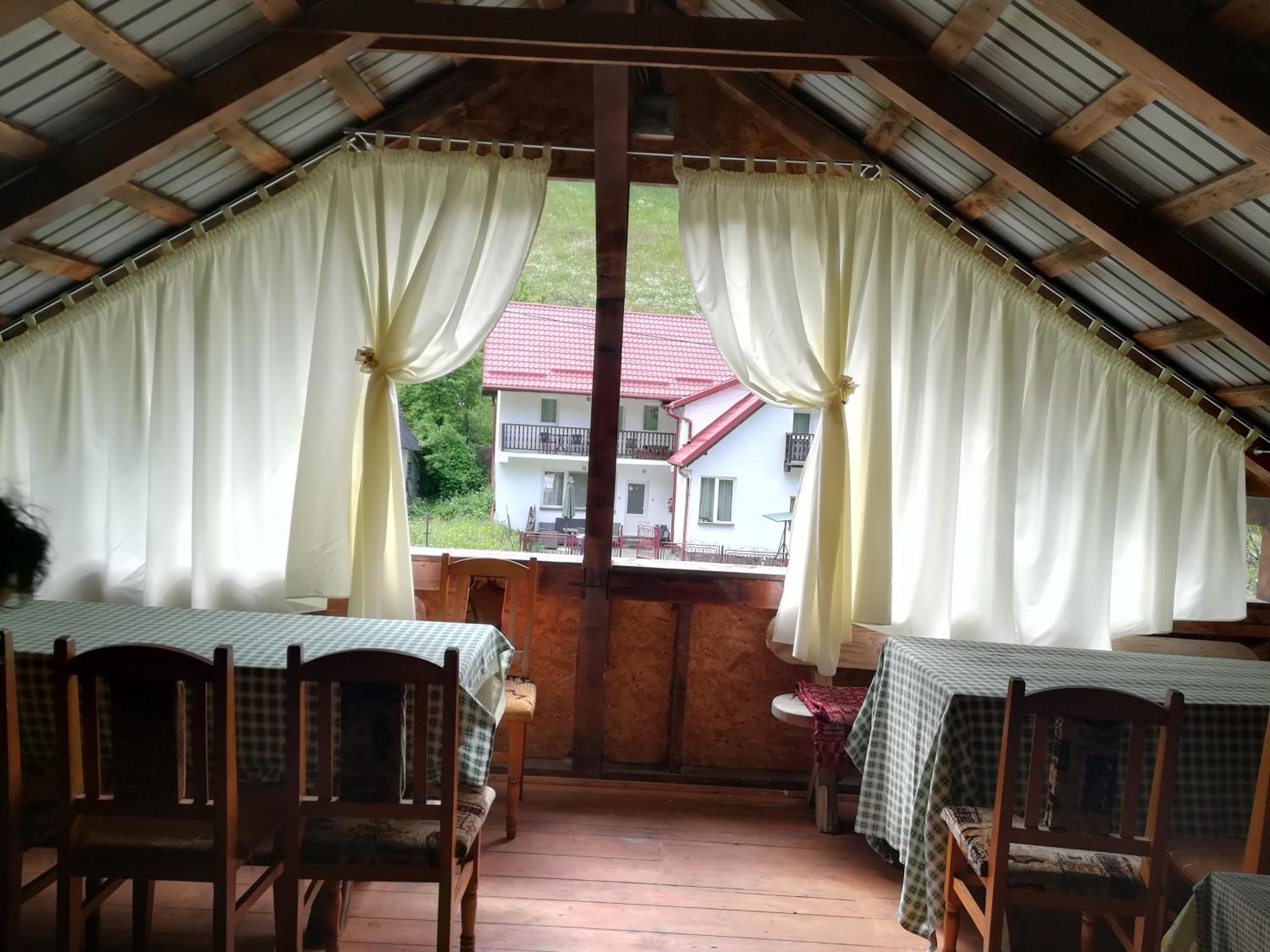 Casuta De Langa Padure Hotel Moeciu De Sus Buitenkant foto