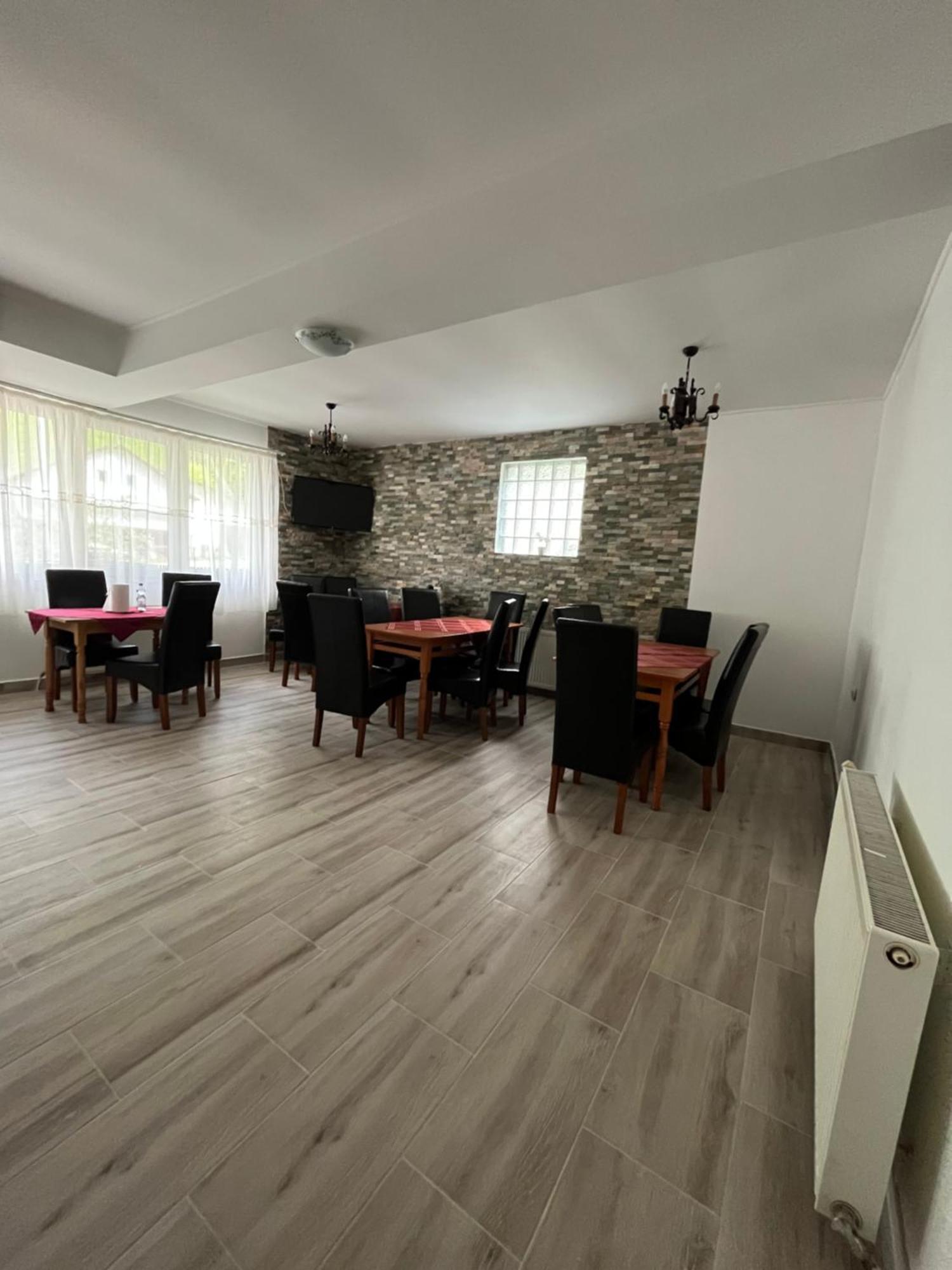 Casuta De Langa Padure Hotel Moeciu De Sus Buitenkant foto