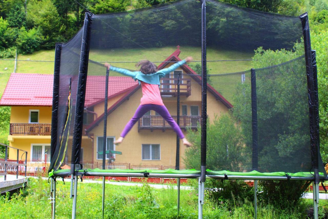 Casuta De Langa Padure Hotel Moeciu De Sus Buitenkant foto
