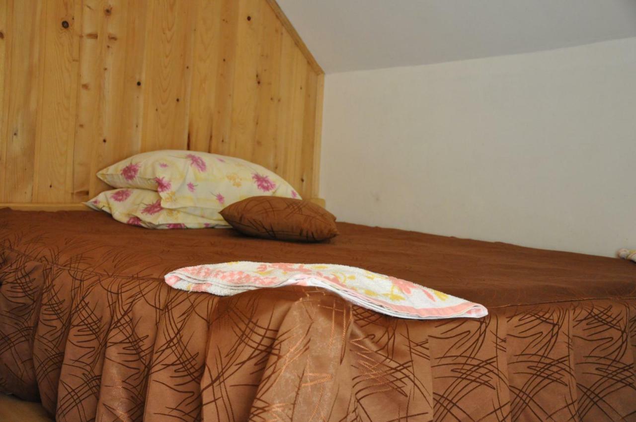Casuta De Langa Padure Hotel Moeciu De Sus Buitenkant foto