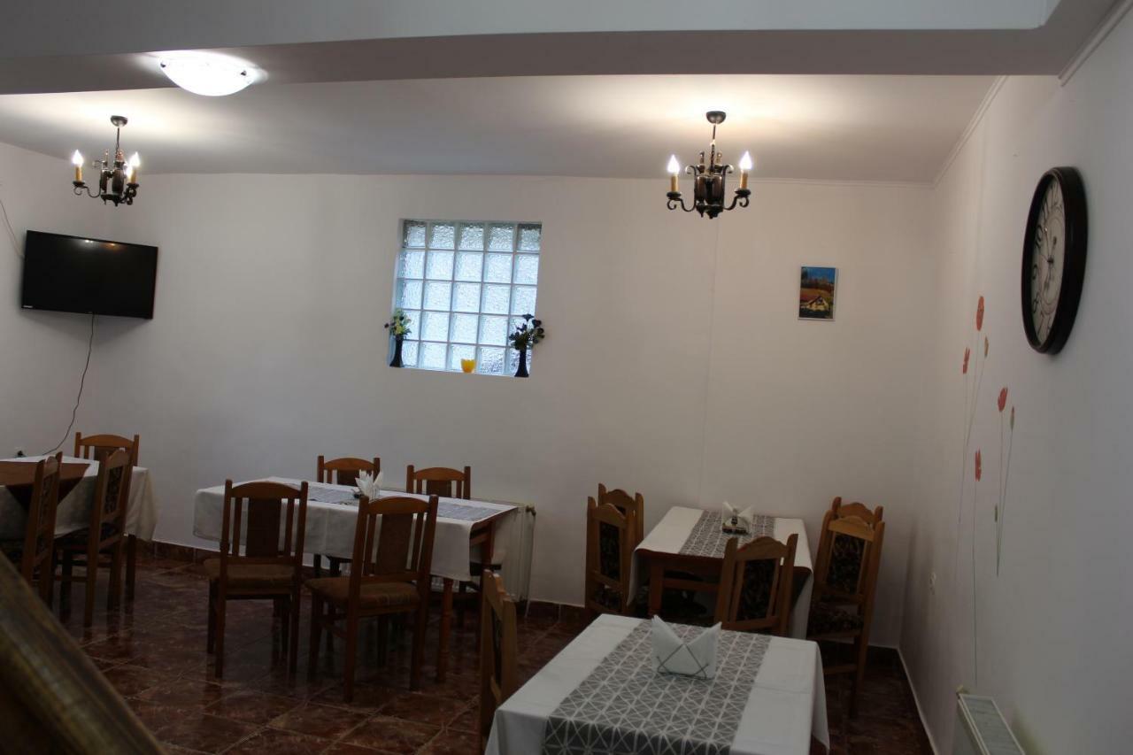 Casuta De Langa Padure Hotel Moeciu De Sus Buitenkant foto